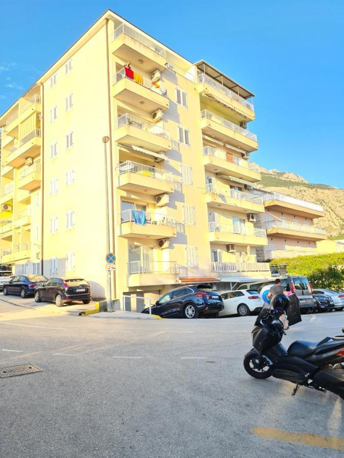 Apartman Petra มาคาร์สกา ภายนอก รูปภาพ